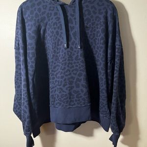 Plus Size XXL Nike Cropped Leopard Print Sweatshirt